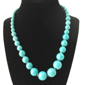 Single strand turquoise beaded necklace, NEW